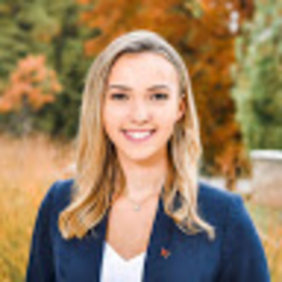 Meet your Posher, Erica - Picture 1 of 1